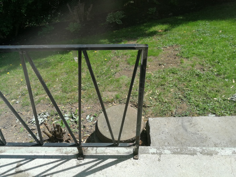 Belvedere Welding Gallery Photos - gallery-images/Handrail.jpg